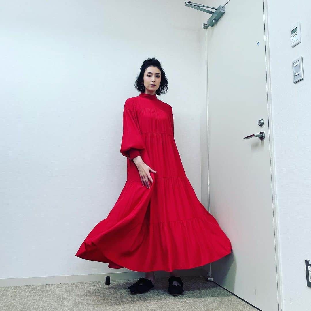 雛形あきこさんのインスタグラム写真 - (雛形あきこInstagram)「お洋服 #jilky」8月31日 17時43分 - akiko_hinagata