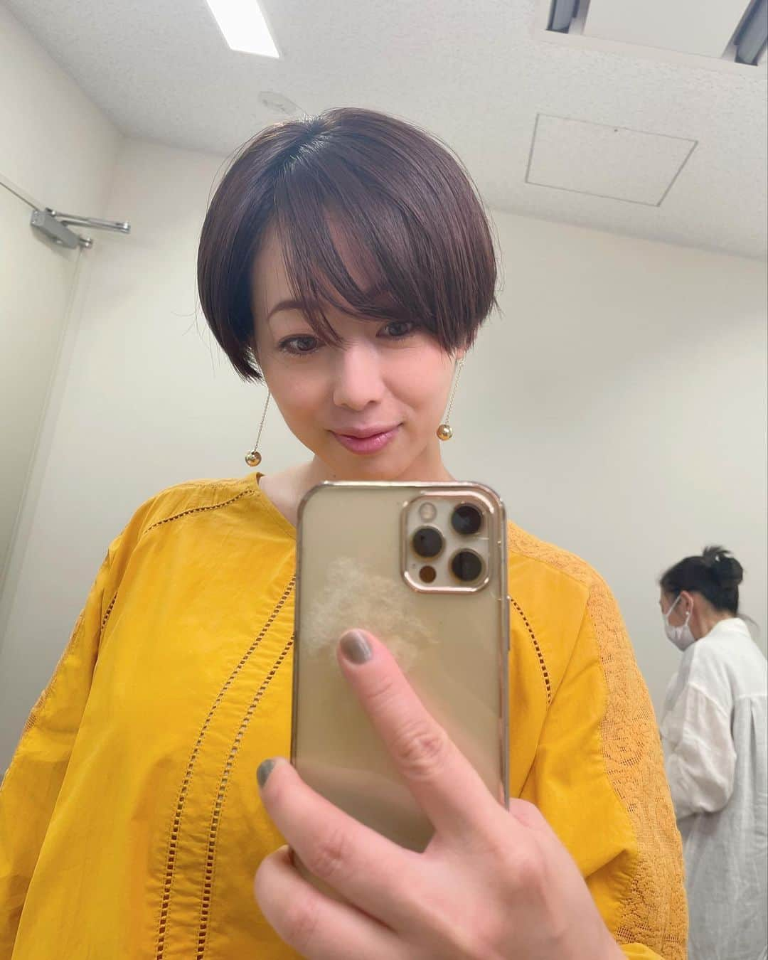 井上和香さんのインスタグラム写真 - (井上和香Instagram)「. これから生放送✨ 行ってきます！ . #テレビ東京 #よじごじdays #準備完了」9月1日 14時47分 - inoue_waka