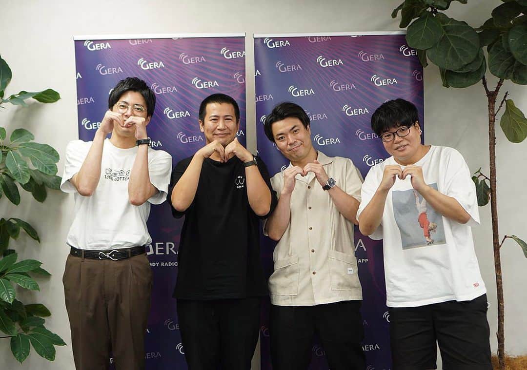 のインスタグラム：「* KOC王者のライスさんのGERAラジオ「ミラクルビュッフェ」に呼んでもらいました！ ミラクルビュッヒャーとしてこんなに嬉しいことはないです！ 何よりキングオブコント準決勝前でパワーもらいました✨ 是非お聴きください！ #ライス #コットン #ミラクルビュッフェ #キングオブコント」