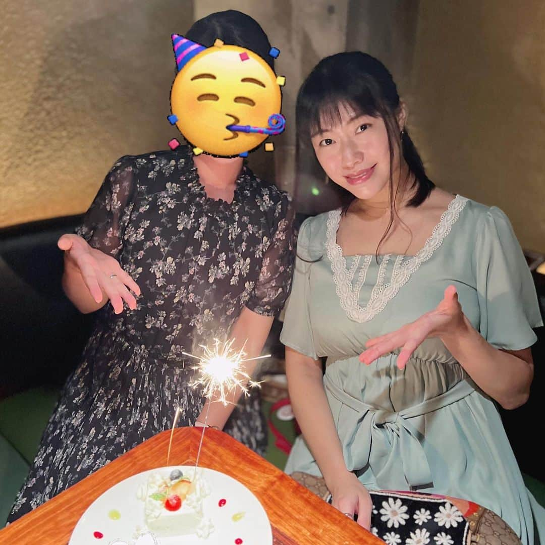 小田飛鳥のインスタグラム：「従姉妹ちゃんが東京に来ていたので一泊二日、東京観光〜🥳 就職内定のお祝いも兼ねて🎈 二人でカメラ持って色んなところ行って、幼稚園の頃に憧れてたセーラームーンにも会いに行けました🌙 @roppongi.kakishin さんでは、過去一の秋刀魚やアジフライを頂き…… 夏の最後にこんな楽しい思い出が出来るなんて🥰 #セーラームーンミュージアム #六本木ミュージアム #かき心 #六本木かき心 #フィルムカメラ #minolta #minoltasrtsuper #さんま #秋刀魚 #秋の味覚」