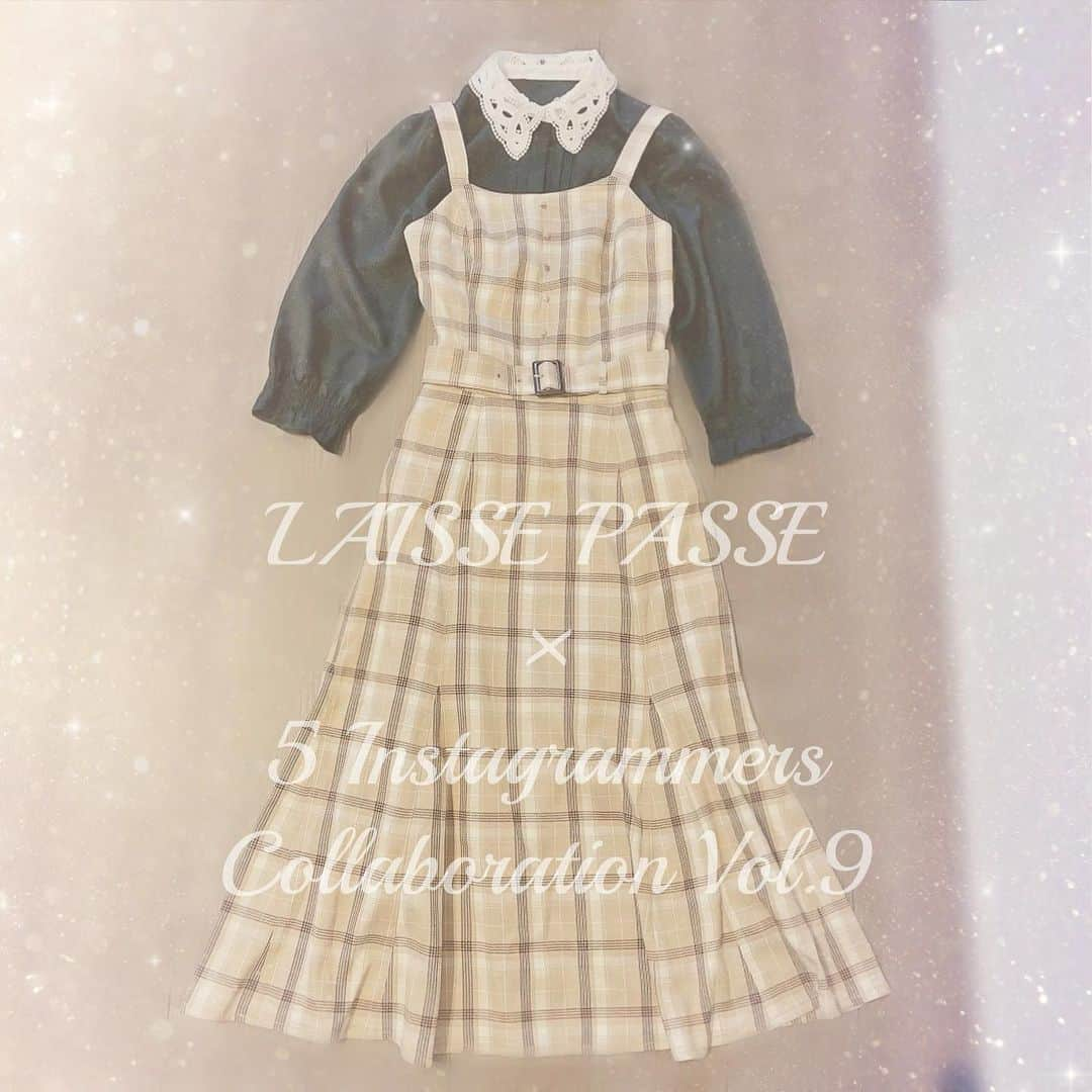 山村ゆりかさんのインスタグラム写真 - (山村ゆりかInstagram)「〜LAISSE PASSE × 5 Instagrammers Vol.9〜 @laisse_passe  . 今回は、単品使いもできるセットアップ&着回しに便利な華やかブラウスです♡ 9/2(fri) 販売スタート🎁 ・ ❤︎ビスチェ&マーメイドスカートセットアップ (ベージュチェック、ネイビーチェック、モーブピンク) ¥30,800 ❤︎レース衿付きシャツブラウス (アイボリー、モカピンク、ブラック) ¥15,400 ・ ※着画のブラウス(フレアカラーブラウス)はコラボアイテムではありません⚠︎ ====================== そして10%OFFクーポンがあります！！✨  ❤︎クーポンコード：rika_10  ❤︎期間：9/2（金）〜14（水）まで使用可能 ※オンライン9/2（金）10：00〜15（木）09：59まで使用可  ❤︎対象商品：インスタグラマーコラボ品番のみ（3品番）※ビスチェセットアップはチェックと無地で品番が異なる為、3品番です🌷  対象商品10%OFF✨✨ ※お 1人様1回限り ※その他割引との併用不可   店舗にご来店の際はこの投稿の画面提示で割引対象です！ ======================  私はブラックのブラウスとベージュチェックのセットアップの組み合わせがオススメです💕 ブラウスとスカートだけでも可愛いしいろいろな着方ができるのでこれからの季節に大活躍間違いなしです！✨ . . . #laissepasse #レッセパッセ #新作　#ワンピース #ビスチェ #セットアップ　#ブラウス　#セットアップコーデ　#レース襟　#襟付きトップス　#秋服 #fashion #ファッション #コーディネート #kawaii #japan #japanesegirl #coordinate」9月1日 12時27分 - rika_m_1221