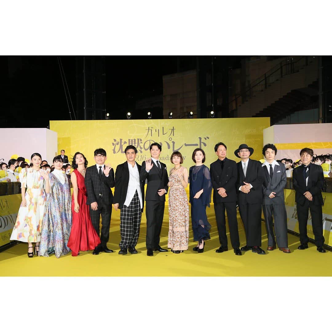 柴咲コウのインスタグラム：「9月16日（金）公開の映画「沈黙のパレード」のジャパンプレミアイベント＆完成披露試写会舞台挨拶に登壇しました！ 映画「沈黙のパレード」を観た後は、まだ観ていない方への沈黙が難しい🤫 感想を話し合いたくなる作品です 🎞」