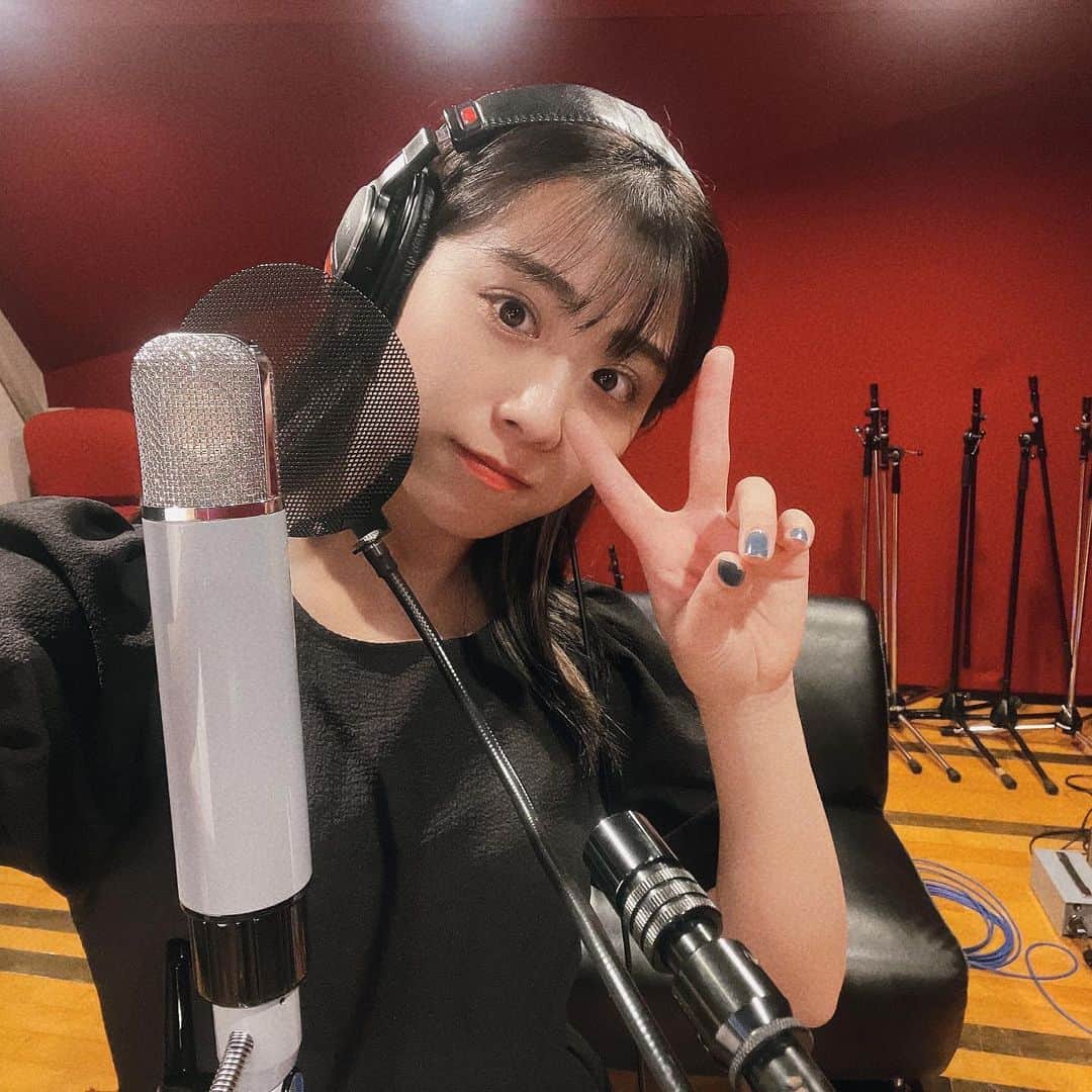 のインスタグラム：「今日はレコーディングday✌︎  11月に発売のEPに向けて 新曲録ってるよ〜♪  みんなに聞いてもらうの とっても楽しみ☺️  22:00〜の CBCラジオ📻推シマシ では新曲『舞頂破』をラジオ初解禁〜！ 聴き逃しちゃだめだよー！！  舞頂破(ぶちょぱ) って読むよー！  #TEAMSHACHI#坂本遥奈#japanese#japanesestyle #japaneseidol #idol #fyp#instagood #instafashion #instalike #japan #followme」
