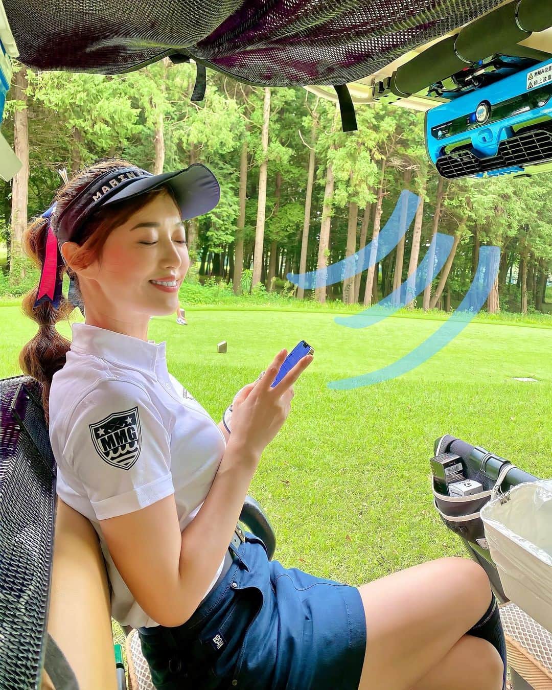 のインスタグラム：「ずっとあればいなーと思ってた カートに扇風機ー⛳️  @pgm.official にありましたー🥹❤️ この日は#PGM石岡ゴルフクラブ　に行ったよー✨  送風がかなり強めでびっくり✨ もっと早く知りたかったよー🥹 9月10月もゴルフするとまだまだ暑いから このカート試してみてほしい👍  #ゴルフ#ゴルフ女子#golf#ゴルフ好きと繋がりたい #ゴルフ場#PGMでゴルフ#PGM#GRANDPGM #CoolCart」