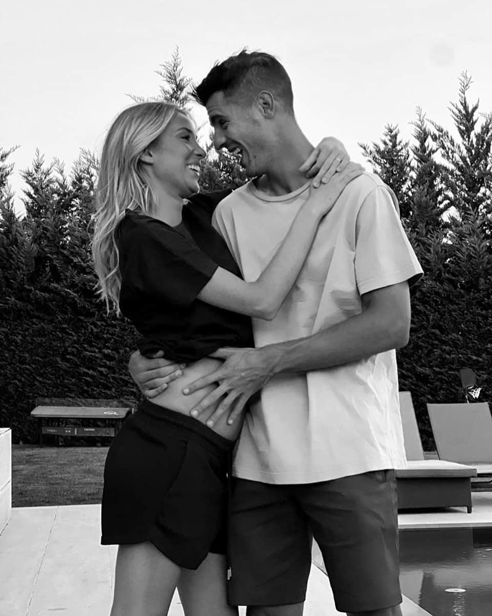 アルバロ・モラタのインスタグラム：「Mi sitio preferido 👸❤️🙏 🤰 @alicecampello」