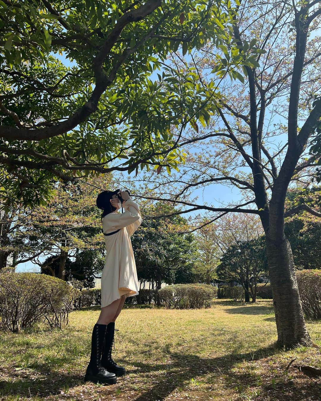 のインスタグラム：「*** ストーリーズいっぱい投稿したから 満足しちゃったのは秘密だよ〜っ(/∀＼*)♡  頑張ってギリギリに ちょいっと投稿しちゃう♪笑笑  わんぴーす:)) @coel.official   ぶーつ:)) @limifeu_official   #birthdaymonth  #ootd」