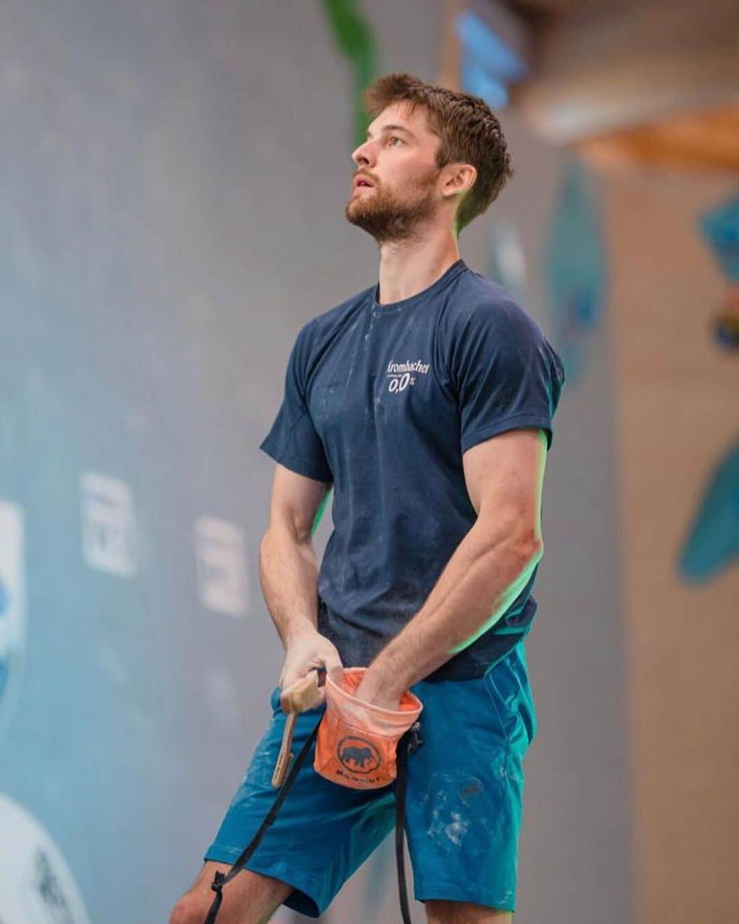 ヤン・ホイヤーのインスタグラム：「Fun times @chimpanzodrome. Thanks @boulder_bundesliga for the nice session. @krombacher  #nullkommanull  #sportmachtdurst  #erfolgsdurst  @madrockclimbing」