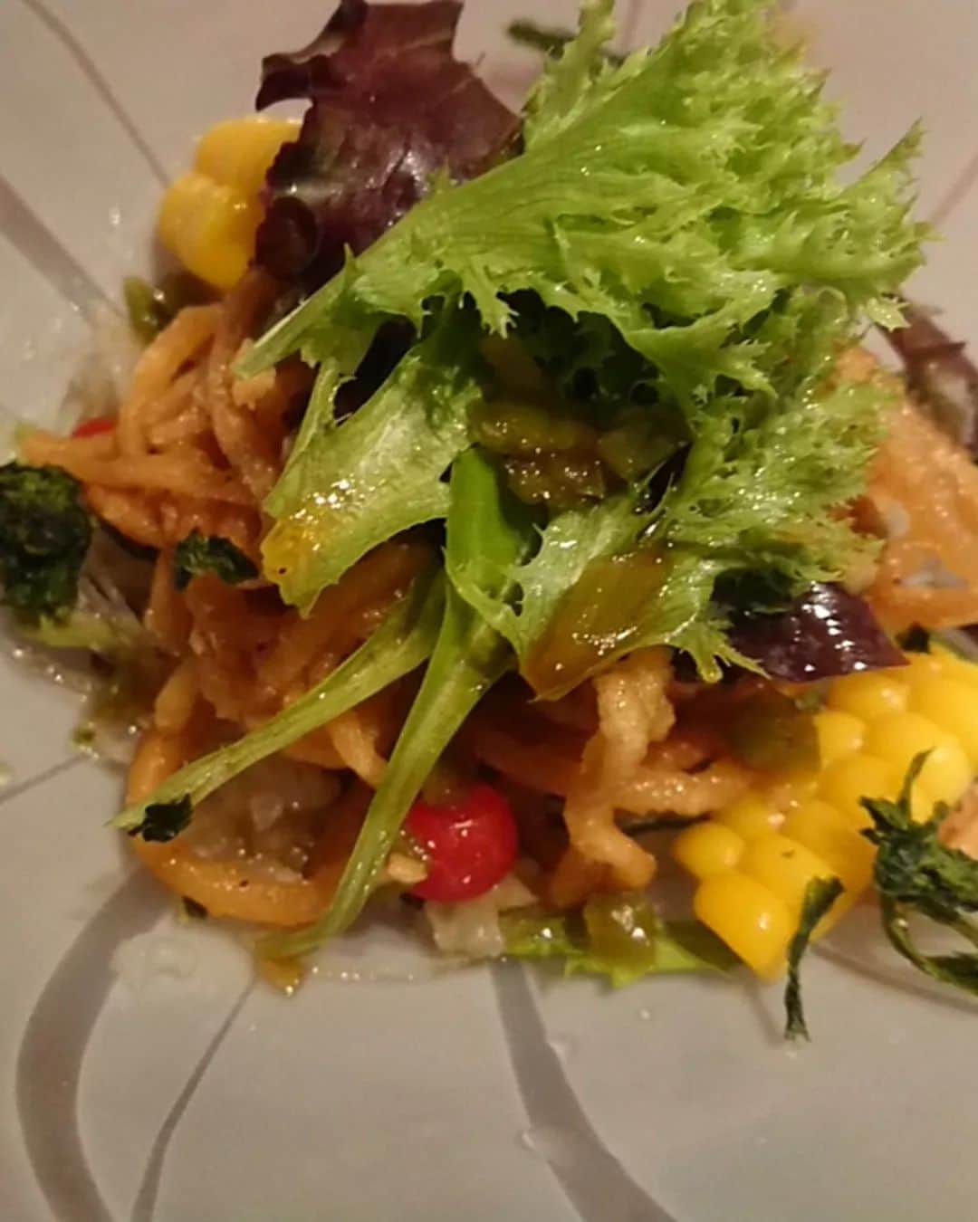 中村弥生さんのインスタグラム写真 - (中村弥生Instagram)「#九つ井本店  さんへお食事へ行きました。 美しい盛付けが、とても好きです。  #九つ井 #横浜 #グルメ #懐石料理 #癒しのサプリ #癒しのピアニスト #中村弥生 #ピアニスト #ピアノ #癒し #ラジオ #ロングヘア #ファッション #コーデ  #YayoiNakamura #pianist #piano #healing #healingpianist #happy #life #fashion  #longhair #girl  #japan #japanesegirl #himecut」8月9日 17時03分 - yaitan0312
