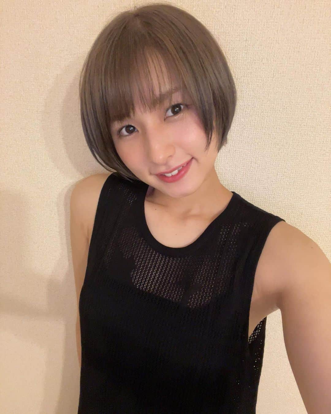 湊あかねのインスタグラム：「お知らせです✨📢  な、な、なんと！やっちゃいます！  9/23(金祝) 「湊あかね 1st Oneman Live」 @Shibuya eggman 11:30開場 12:00開演  詳細は後日発表。  楽しみ😊」