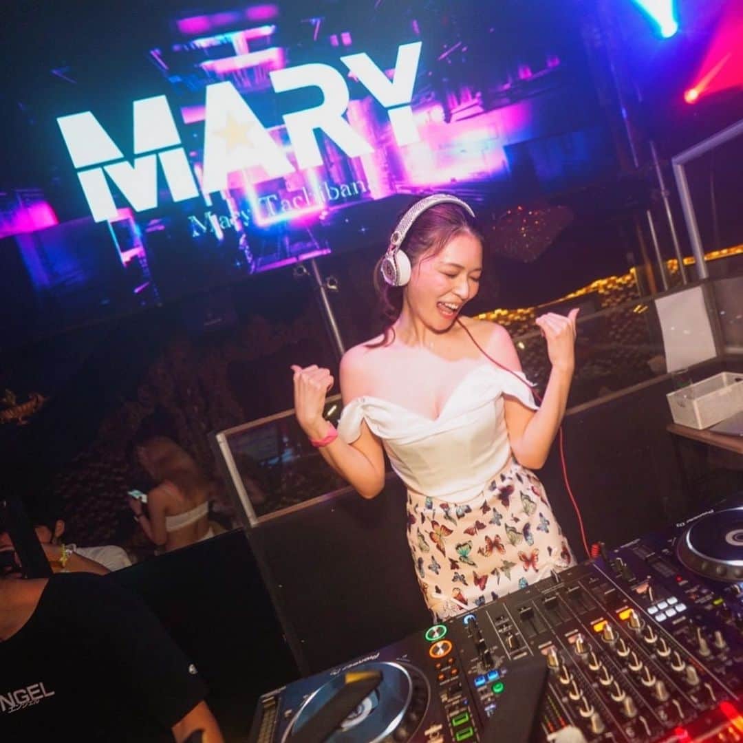 橘メアリーのグルメインスタ