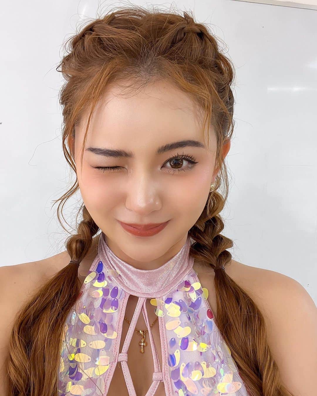 のインスタグラム：「👧🏻💗 今日もやり切ったぁぁぁ!!!🏃‍♀️  『サイバーちゃんとアントニーくん』 アップされたよん!!!🎀  https://youtu.be/NQj4oIhzohs コメント📝してねっ🤭🧚🏼‍♀️  #cyberjapan  #YouTube」