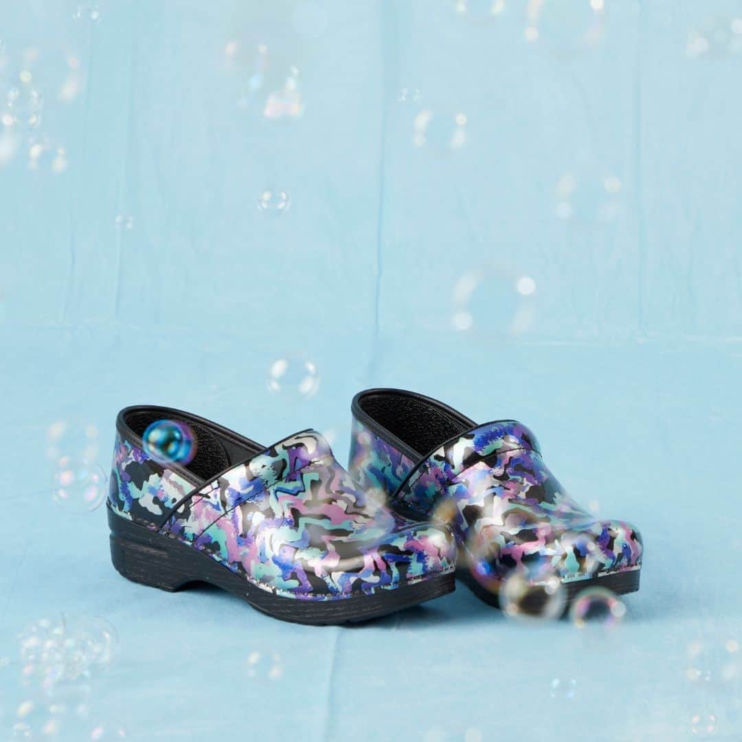 ダンスコのインスタグラム：「Bubbling over with joy for our new Mermaid Patent 🧜‍♀️」