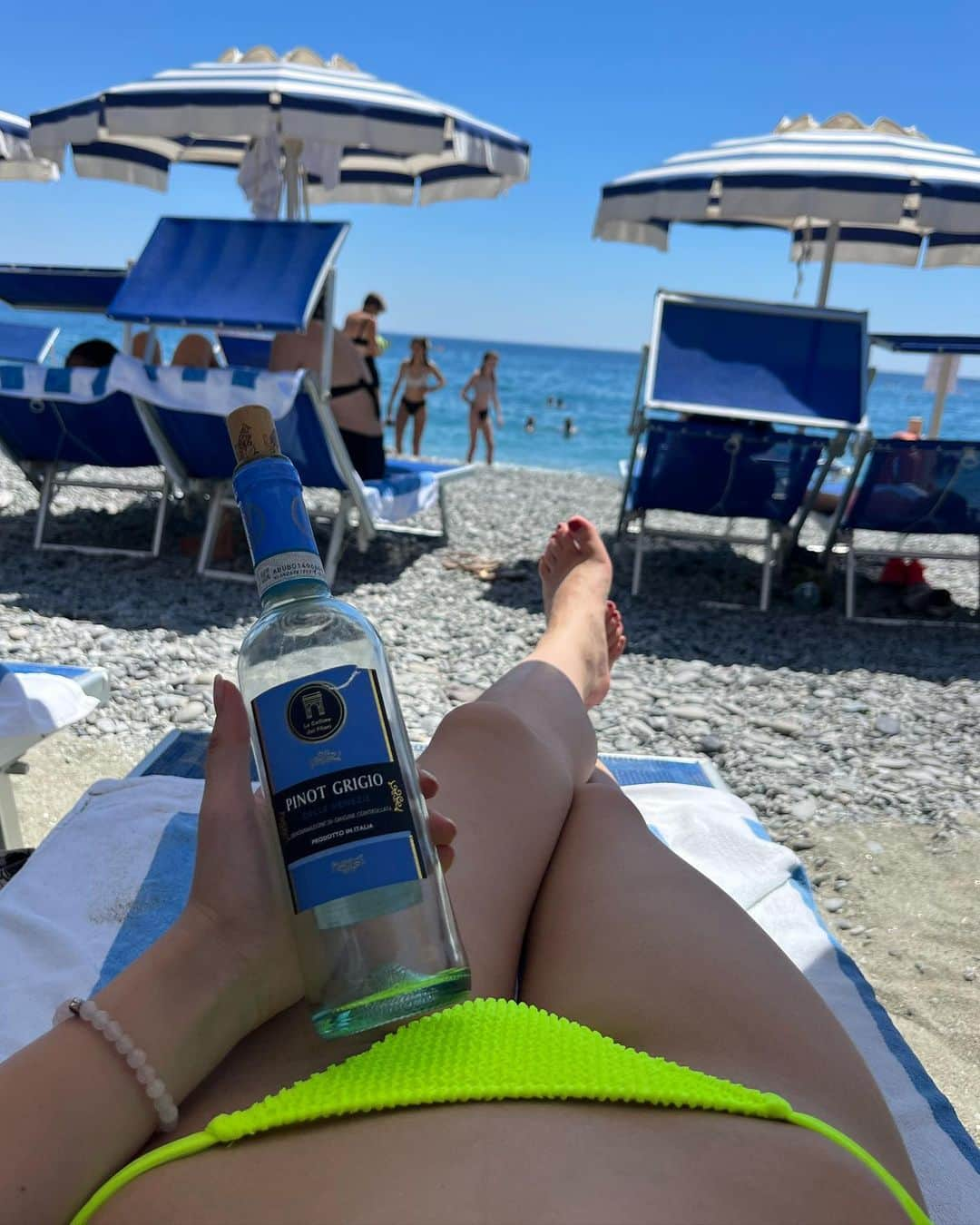 正本レイラさんのインスタグラム写真 - (正本レイラInstagram)「🥑💚🌞💧  . . . #summer #beach #me #italy #cinqueterre #ootd #outfit #夏　#水着　#海 #Италия #море #лето」8月10日 19時24分 - leilaazjp