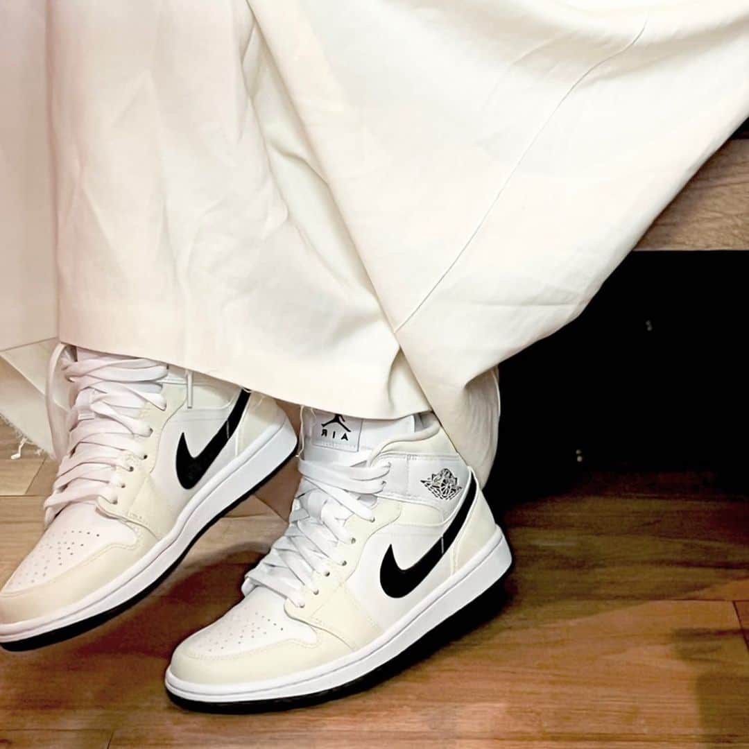 申真衣のインスタグラム：「👟🤍 @jumpman23」