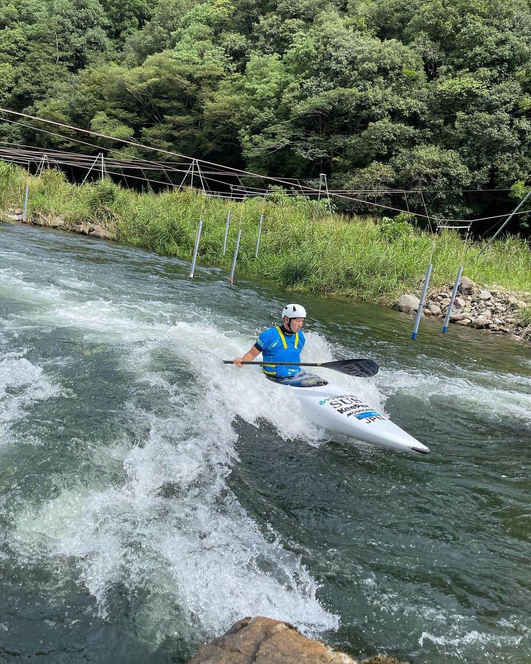 足立和也のインスタグラム：「山口に戻って来ました。 自然の中でのトレーニングは気持ちいいです❗️ #ヤマネ鉄工建設 #SUS #KeePer技研 #mooncraft」