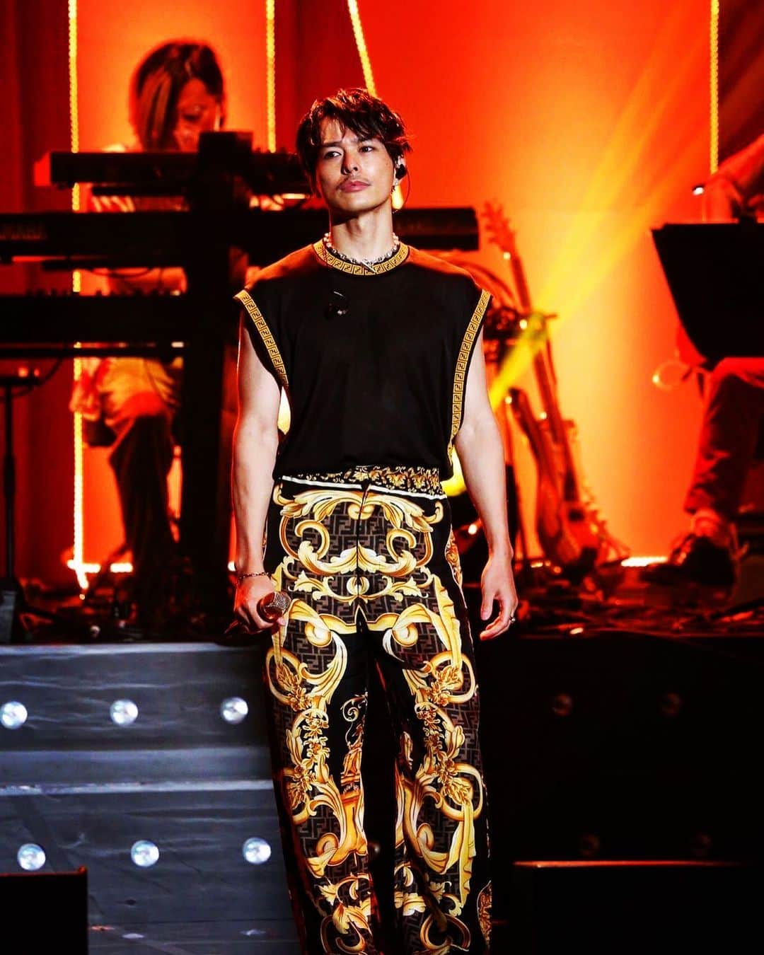 今市隆二のインスタグラム：「All LOVE  #RILYSNIGHT #RILYS @fendi」