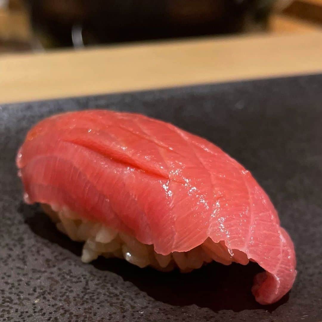 高月彩良さんのインスタグラム写真 - (高月彩良Instagram)「お寿司。幸せの頂点。🍣 お昼公演ありがとうございました。 夜公演も、じゅじゅステ 宜しくお願い致します。 #お寿司 #じゅじゅステ」8月11日 17時26分 - sara_takatsuki_official