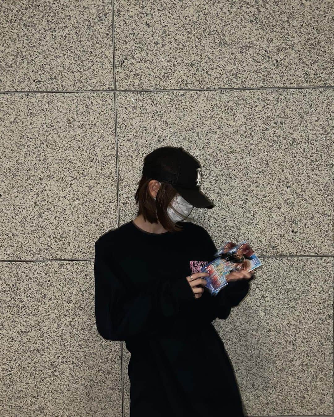 のインスタグラム：「. ONE  PIECE FILM REDみてきたよ~」