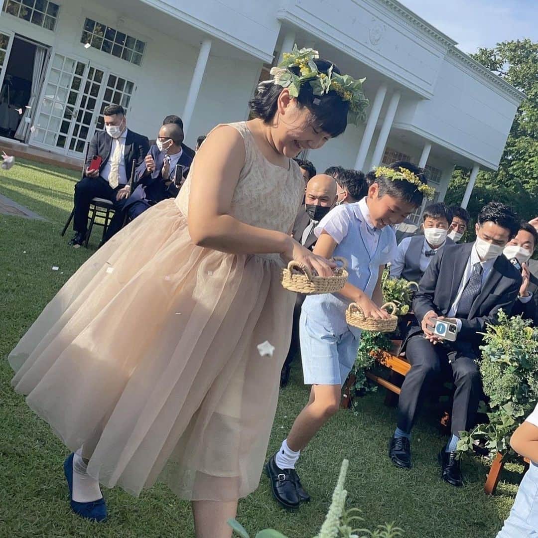 太田莉菜のインスタグラム：「❤️❤️❤️愛❤️❤️❤️ 本当に本当におめでとう。そして、学生のときのわたしも今のわたしも変わらず受け入れてくれて有り難う。 あなたはわたしの最初で最後のピッチャーです。」