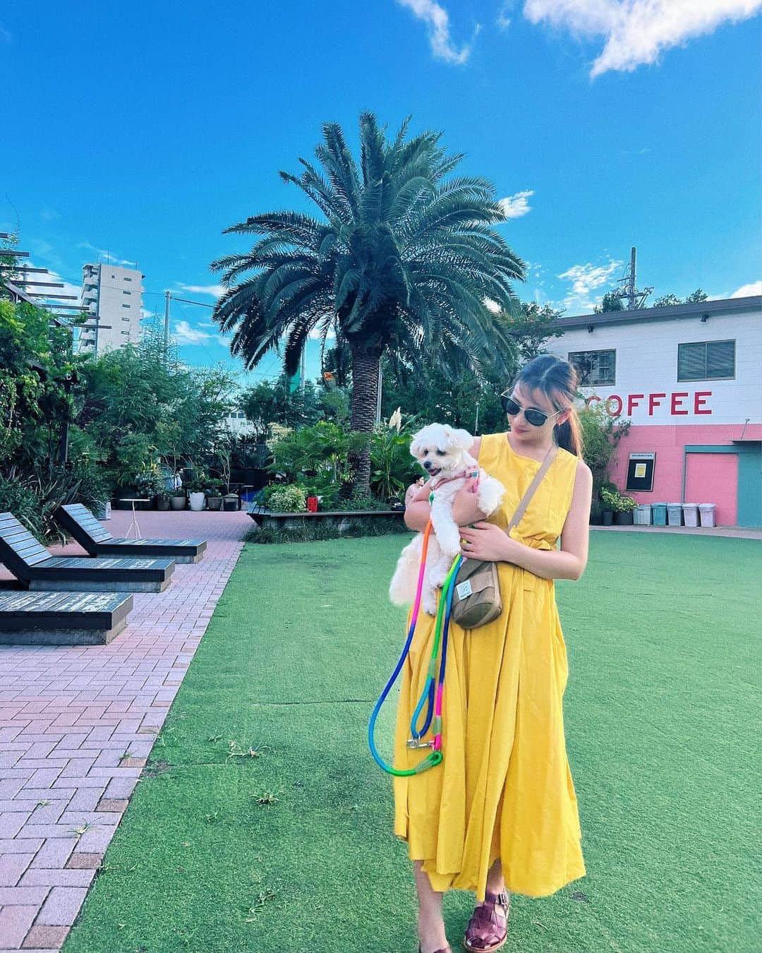 佐山彩香のインスタグラム：「@solsopark  可愛いグリーンをGET出来て嬉しい🪴 良い買い物ができました☺️」