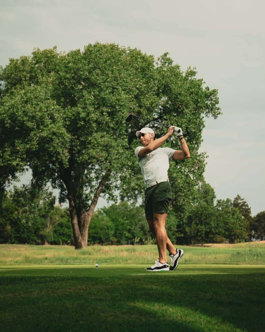 ブレイク・グリフィンさんのインスタグラム写真 - (ブレイク・グリフィンInstagram)「Golf By Blake was a success. Thank you to everyone that came out to support the @TeamGriffinFoundation and a big thank you to our title sponsor this year, Pretenders, for helping make this event possible. Thank you to @jumpman23 and Jimmie Austin OU Golf Course as well.  The online silent auction is still live until Friday so go check out some of the items, we got cruises, sports memorabilia, shopping sprees, and more. Click on the link in my bio. All proceeds benefit Team Griffin Foundation.」8月12日 6時11分 - blakegriffin23