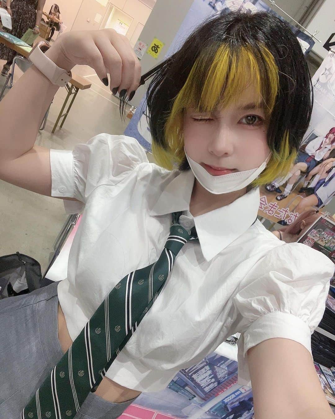 七瀬さくらのインスタグラム：「#C100 本日！！！  西2 い-30b「七クラ」 お待ちしてます🖤  #RTは可愛いの再放送 ──────────────── #ショートカット女子 #インスタグラビア #グラビアモデル #コスプレイヤー  #ビジョビ #女内衣 #グラドル自画撮り部 #cosplayersofinstagram #cosplayer #코스프레 #角色扮演 #gravure #Japanesegirl #自拍 #模特 #그라비아 #수영복 #섹시 #모델 #凹版印刷 #屁股 #内裤 #泳衣 #コミックマーケット100 ────────────────」
