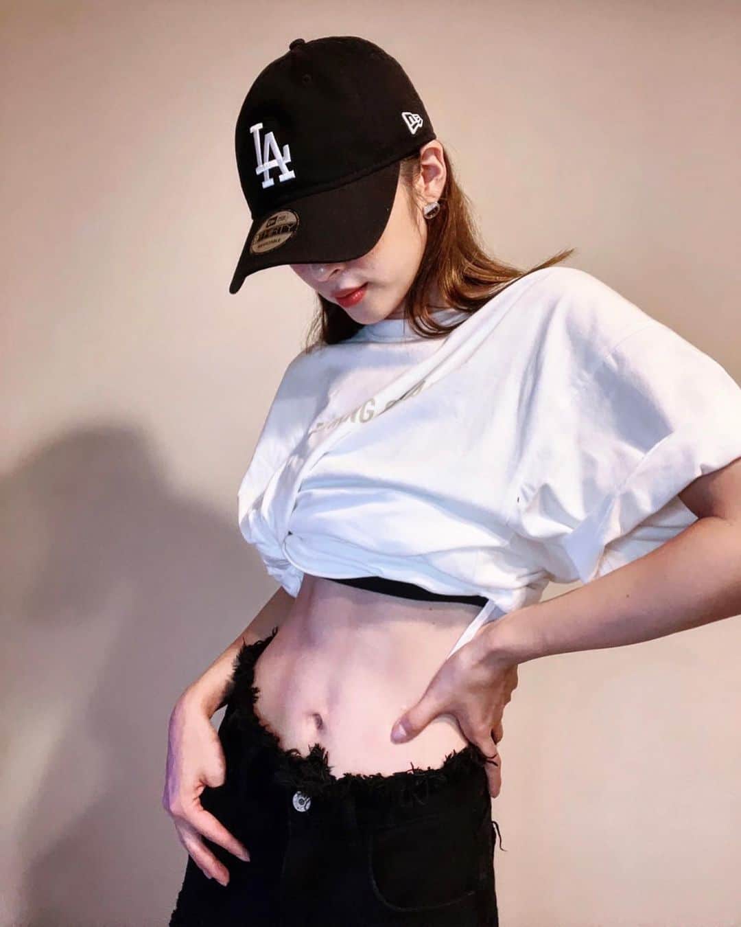 のインスタグラム：「ちょっとずつ身体が 変わってきた！ような？😳  #腹筋チャレンジ」