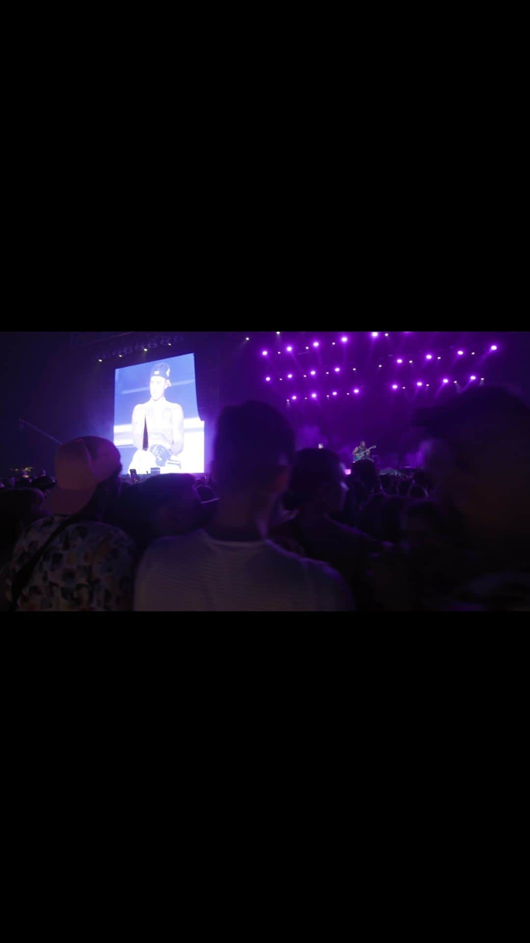 ジャスティン・ビーバーのインスタグラム：「Off my face」