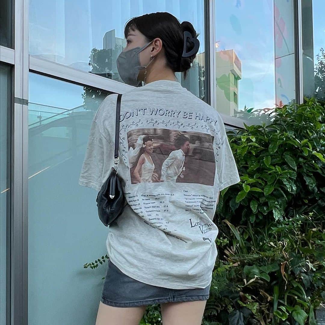 のインスタグラム：「DON'T WORRY BE HAPPY♪」