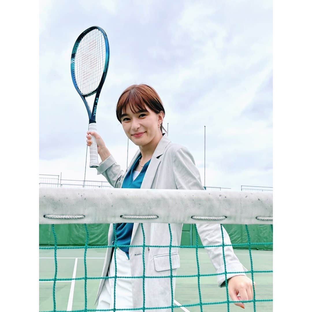 芳根京子のインスタグラム：「本日放送の #オールドルーキー 第7話は 車いすテニスのお話です🎾  沢山ロケがあったから 沢山写真がありますので 沢山載せますね！」