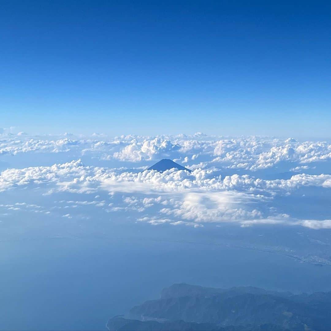 馬場典子さんのインスタグラム写真 - (馬場典子Instagram)「過日の富士山。  今週の出演情報、amebloにアップしました！  #馬場典子 #ばばちゃんネル」8月14日 15時11分 - baba_channel
