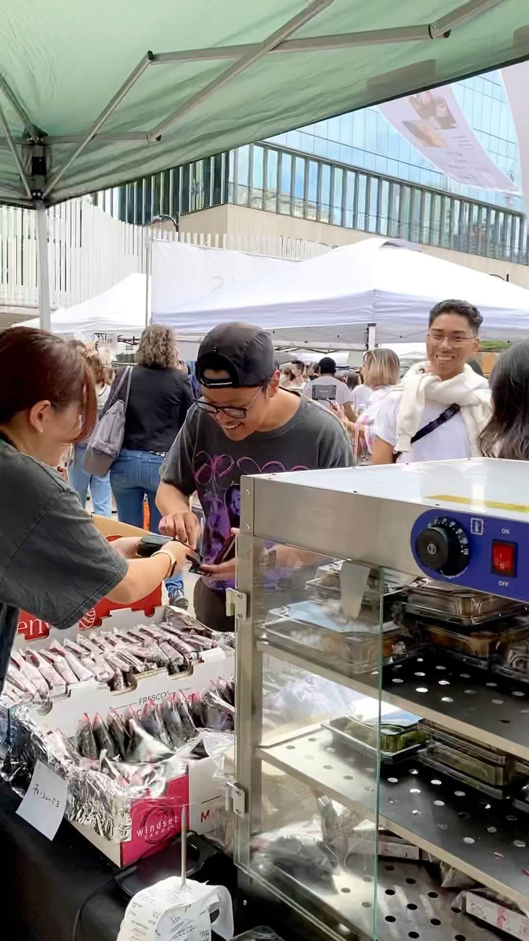 Koyukiのインスタグラム：「@koyukiramen × @japanmarketvancouver  Koyuki booth was crowded from beginning to end.😀  #yvreats #foodie #food #foodies #vancityeats #vancouvereats #sandwich #vancitybuzz #karaage #foodstyling #japanesefood #eatvancouver #foodblogfeed #foodporn #torontofood #katsusando #dailyhivevan #eats #pork #vistitjapan #yvrfoodie #crunchvancouver #foodielife #deliciousfood #onthetable #igersvancouver #dailyhive #dishedvan #japanmakeup」