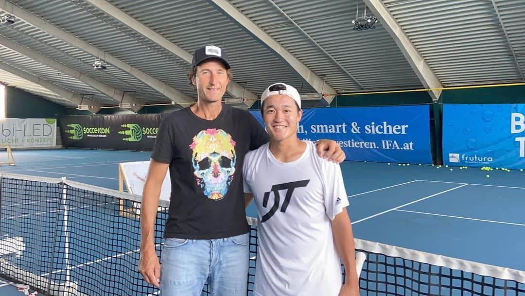 吉田伊織のインスタグラム：「Great practice session with Thiem Wolfgang」