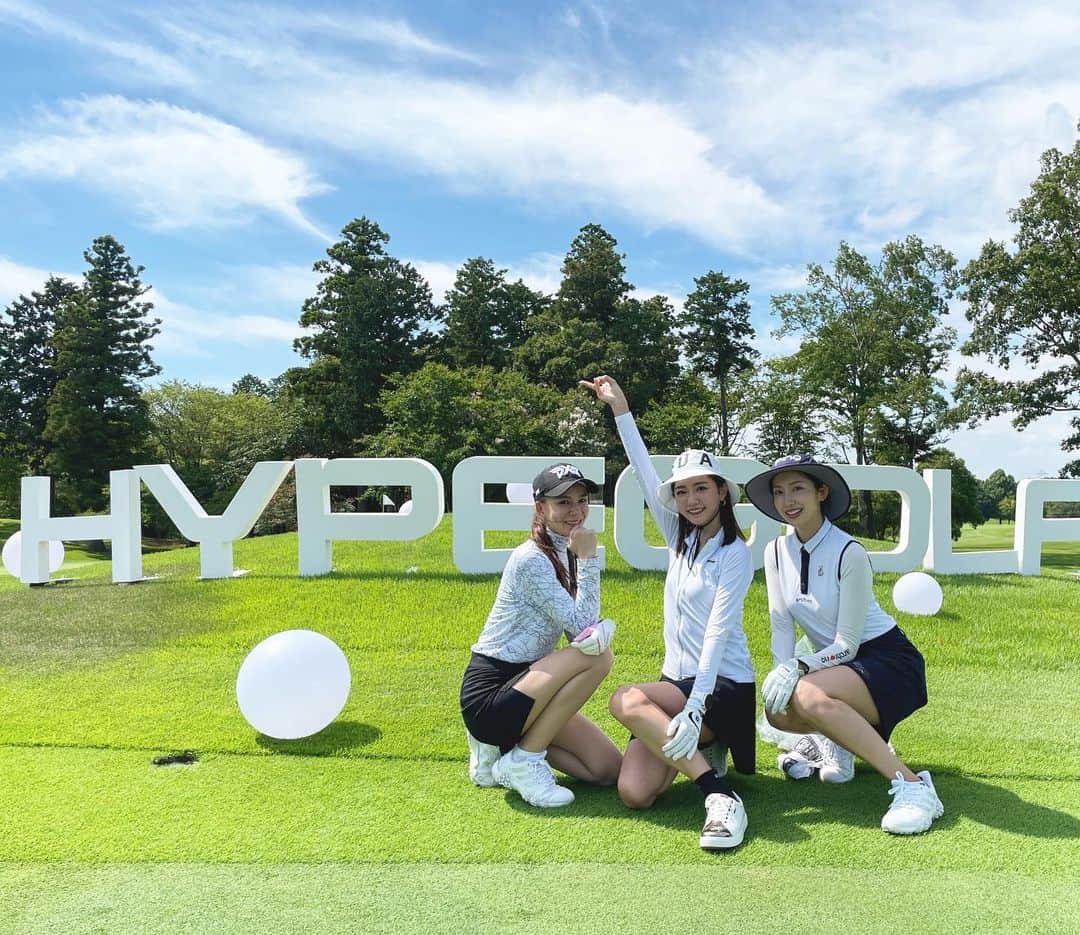 英里子のインスタグラム：「@hypegolfjapan ⛳️  暑かったけどめっちゃ楽しかった🔥  ブースもいっぱいあって改めて色んなグッズを新調したくなったよね🫢笑  #hypegolfjapan」