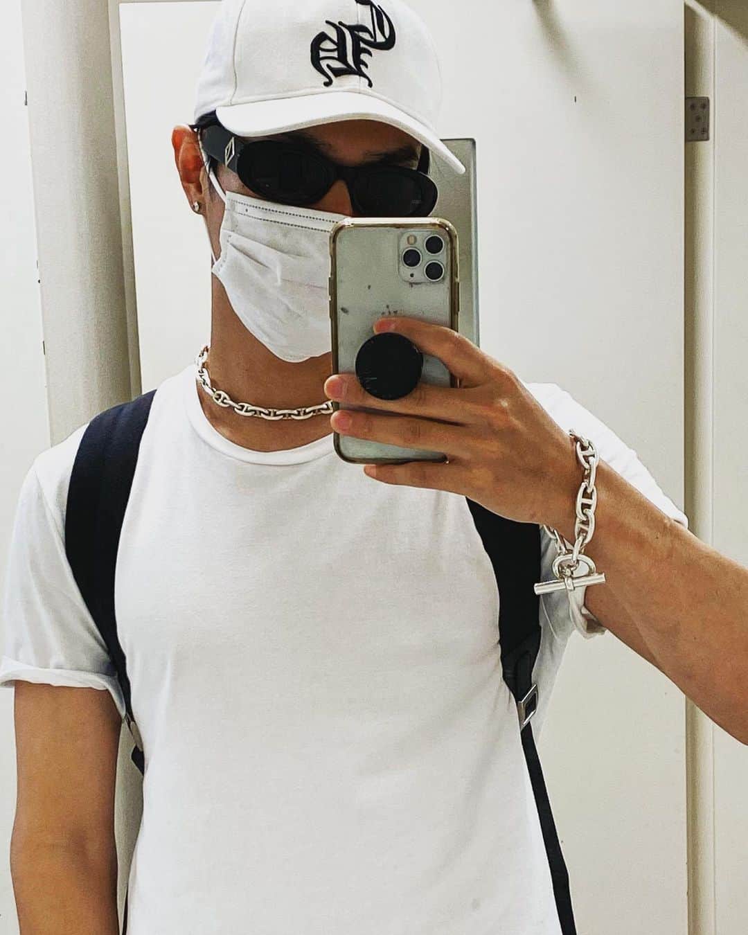 今市隆二のインスタグラム：「おはよう！これから打ち合わせです😎素敵なお盆を過ごして下さい✨  #今市隆二 #RILYSNIGHT #運命の第二章 #ROCKWITHYOU #GOODOLDFUTURE @fendi」