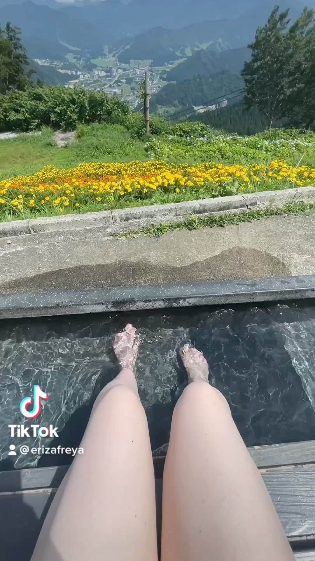 Ella Freyaのインスタグラム：「越後湯沢の美しさに感動しました🥹」