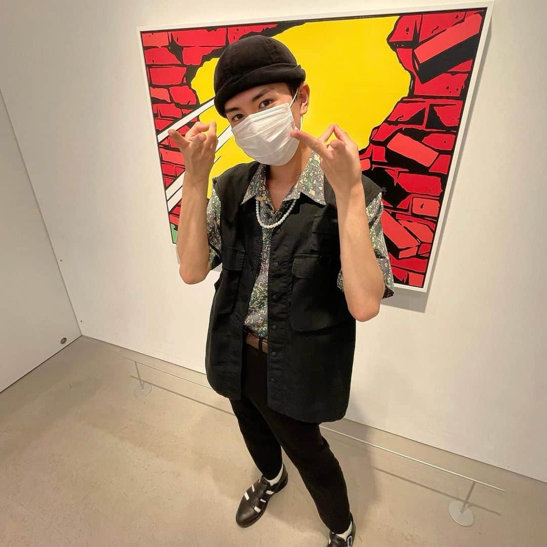 松本勇輝さんのインスタグラム写真 - (松本勇輝Instagram)「美術館巡りしたいな🤍✌️🤍 . . . #ゆうくんnote  . . #今日のコーデ #今日の服 #服 #夏服 #mn_snap #instafashion #ootd #outfit #outfitoftheday #ootn #ootw #fashion #ootdfashion #fashionsnap #ギャルピース」8月15日 17時52分 - yuuki_supafuru