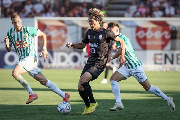 中村敬斗のインスタグラム：「Great game yesterday and +3 point💪💪💪  大事な一戦を勝利出来ました🔥  #LASK #linz  #goal」
