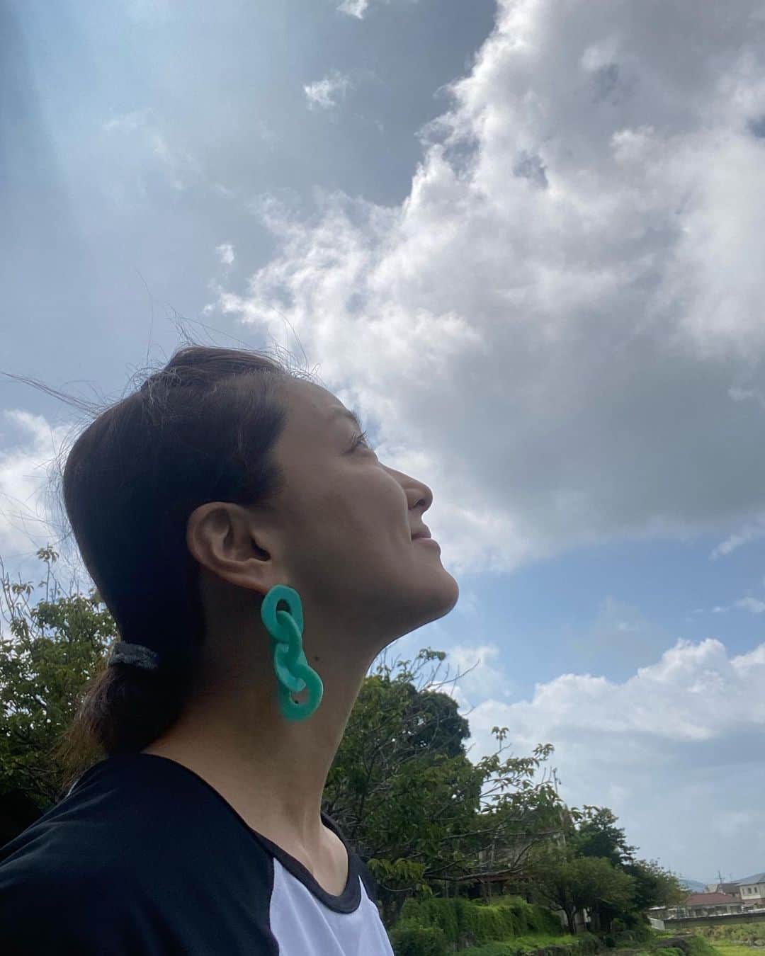 中越典子さんのインスタグラム写真 - (中越典子Instagram)「空がきれい  身体の中も浄化されるような気がするー  #長崎の空」8月16日 7時36分 - nakagoshi_noriko.official