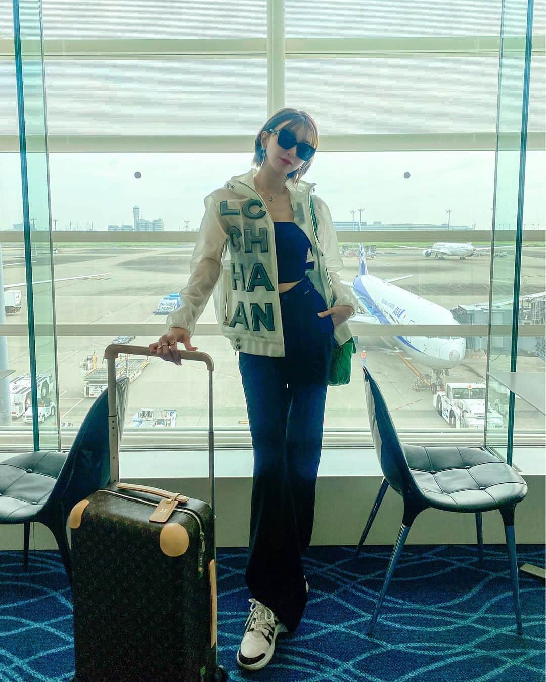 JUNKO（飯田順子）のインスタグラム：「✈️👯‍♀️  ・ ・」