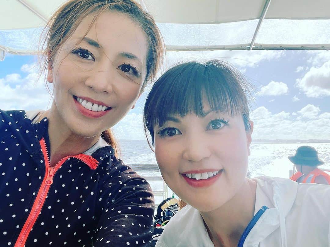 小林美香子のインスタグラム：「一年ぶりのダイビング🤿  天気も水温も珊瑚礁も最高❣️」