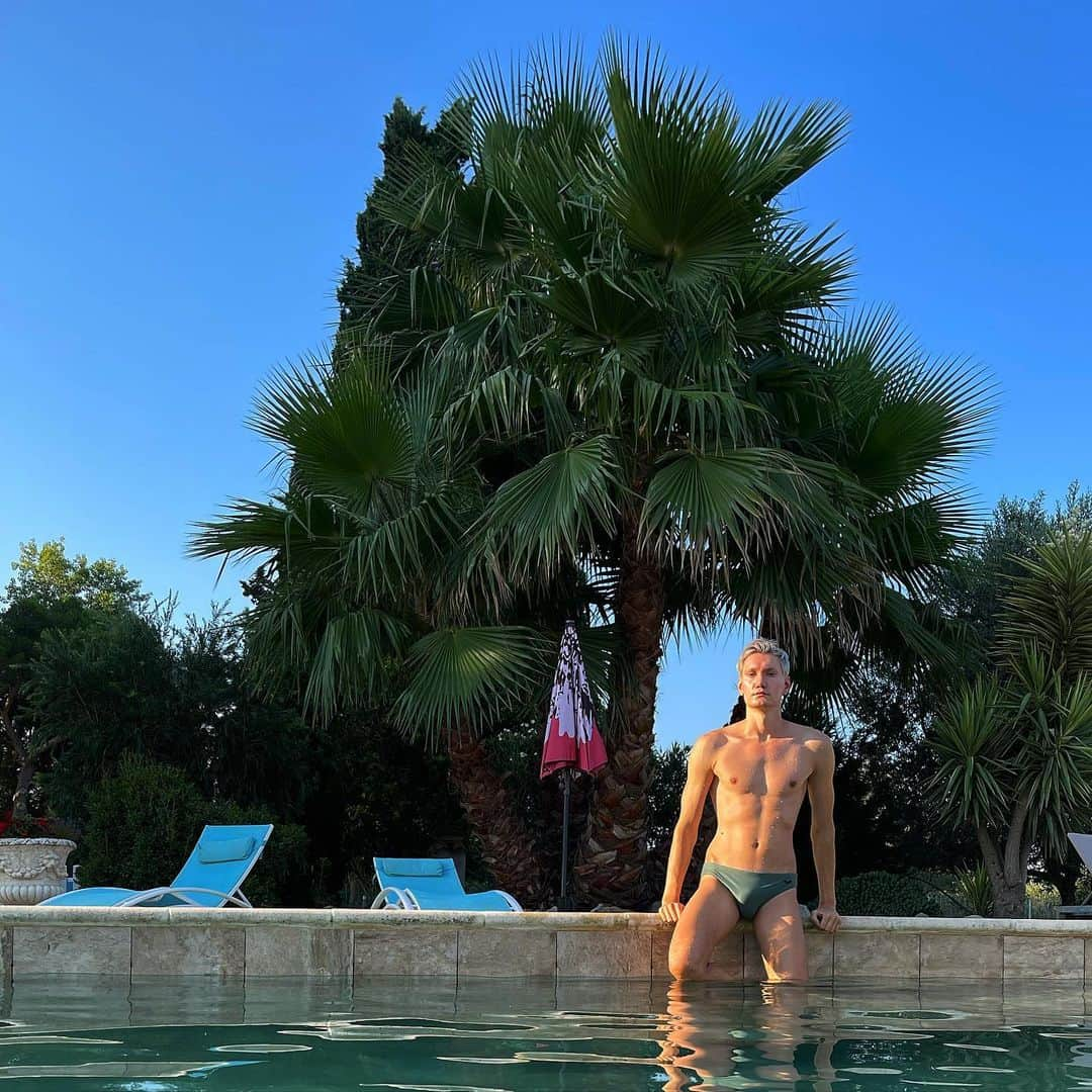 Olick Chinoさんのインスタグラム写真 - (Olick ChinoInstagram)「Morning swim 🏊‍♂️」8月16日 17時47分 - olick_chino