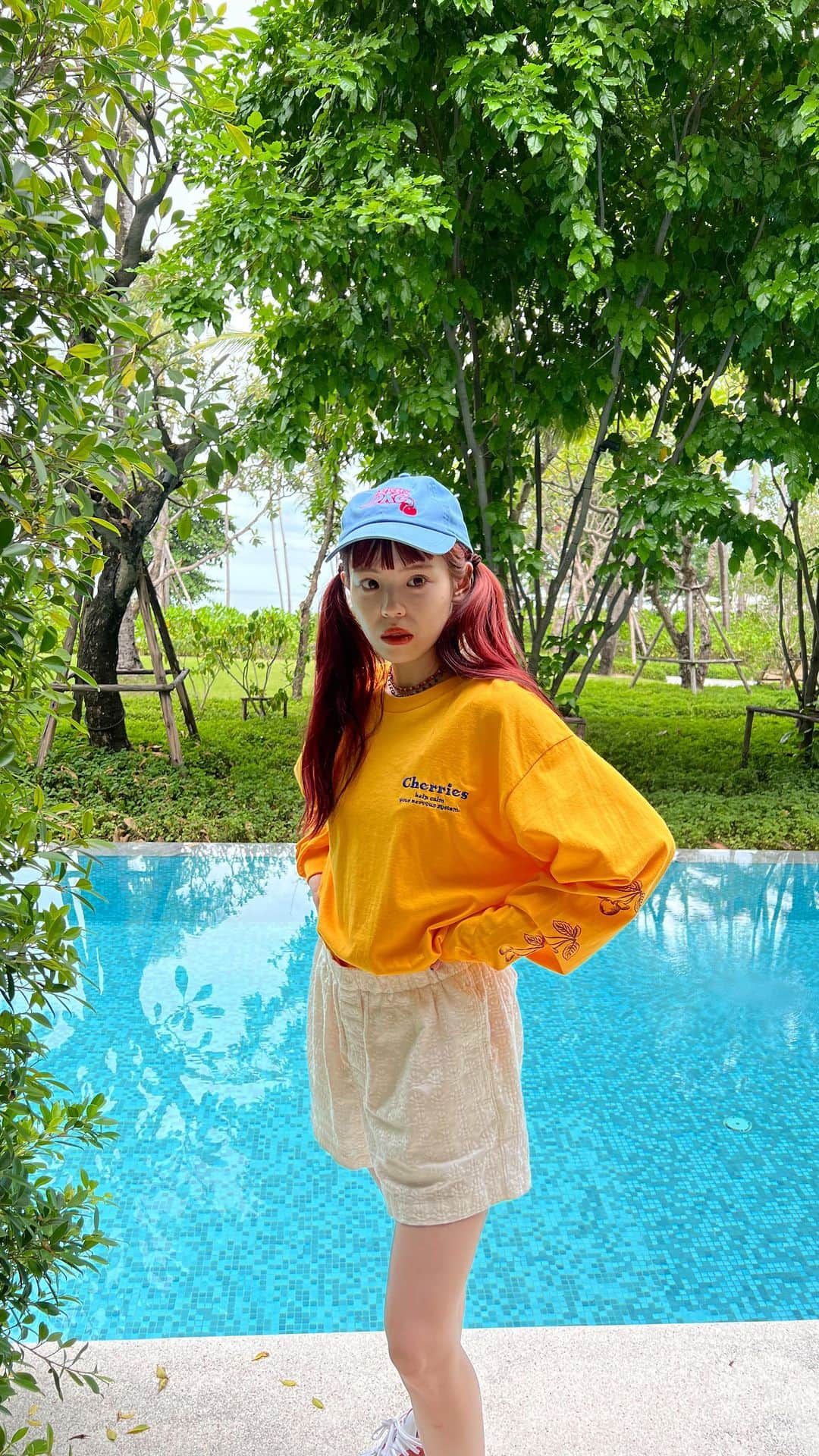 のインスタグラム：「初めて自分でリールを作りました。🌺 いつも音楽は決めてたけど、初めて映像もつくりました。。。そんな今日は、リール記念日🌼🌈  Fruits Save Meシリーズ、本日火曜日23:59までの受注となっております！ みなさん、忘れずに受注お願いしますねっ！  まだ迷っている方は、ぜひコメントにお悩みくださいませ〜〜🥥  Marina @frontriver_marina :161cm Ayumi @setoayumi :153cm #dearsisterhood」