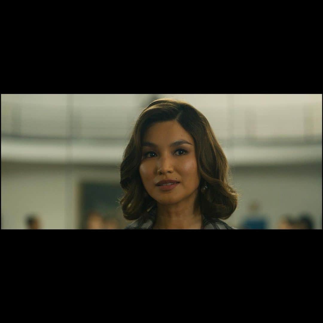 オリヴィア・ワイルドさんのインスタグラム写真 - (オリヴィア・ワイルドInstagram)「I have a fear of wigs. Maybe it’s because most of the time they’re bad bad bad and also painful. Maybe that’s just my whack wig experience. When we were making DWD, I knew the hair was going to be a crucial, transformative element of our story-telling. And I knew it would involve wigs. So we needed THE BEST. Enter: THE BEST, aka @jaimeleigh.hair ! And she does WAY more than just wigs of course. She was a master of making the most natural, exquisitely undone perfect dream hair on our super star, @florencepugh who is almost the only actress NOT wearing a wig in the entire film, along with the amazing @sydneychandler_ . Jaime and I poured over mountains of research, getting giddy over inspiration that ranged from Brigitte Bardot to Mia Farrow to  Rita Hayworth to Jane Russell to Betty Page, and beyond. I learned more about the variations of the color red than I ever thought possible. She and her team performed miracles (including fitting a wig on my gigantic fivehead, and keeping a bow in Flo’s hair during a high speed car-chase) and created an entire world of hair that informed (and transformed) characters, and painted the film with absurdly gorgeous color and texture. Jaime also has an unbeatable vibe: unflappable, even when the director won’t stop moving long enough to fix her damn wig cap. Jaime, you’re a superhero. Thank you for being the coolest while being so effortlessly brilliant. Here is a small taste of the results of your incredible work.」8月17日 0時00分 - oliviawilde