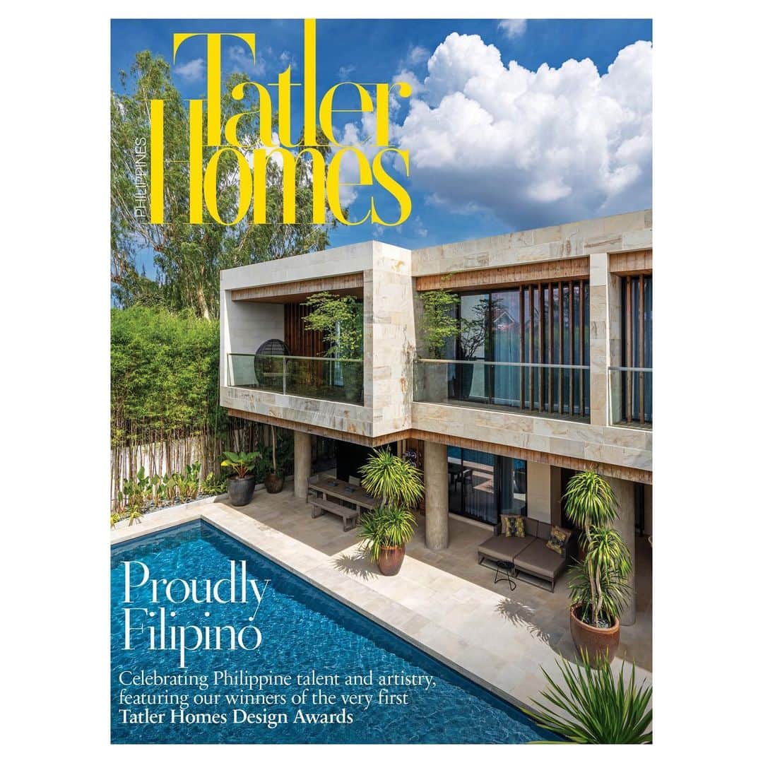 JJ.Acunaのインスタグラム：「The story of our beautiful Carissa House project, ten years in the making with Architecture and Interiors by @jjabespoke - is this month’s cover with a 12-page spread exclusively for @tatlerhomes Philippines. Amazing Story by @stephaniezubiri and gorgeous photographs were captured by @iamscottawoodward - available in all newsstands now. It was so hard to keep this photoshoot and interview a secret since April and May- because the team from Tatler did such a brilliant job. #jjacunabespokestudio @tatlerphilippines @tatlerasia   Link In Bio.  #jjabespokestudio #residentialarchitecture #residentialinteriors #villastyle #manilahome #lokalpride #proudlypinoy #bahaynabato #pinoystyle #pinoypride」
