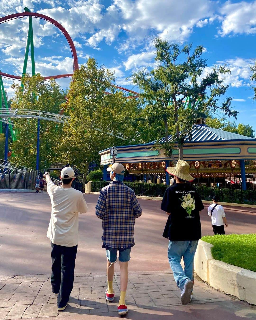 ジョンハンさんのインスタグラム写真 - (ジョンハンInstagram)「Six Flags☀️」8月17日 12時01分 - jeonghaniyoo_n