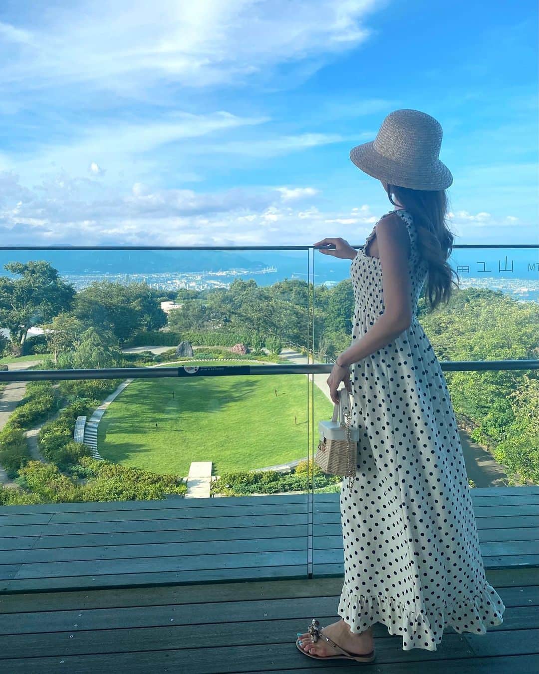 のインスタグラム：「🌎🫶🏻」