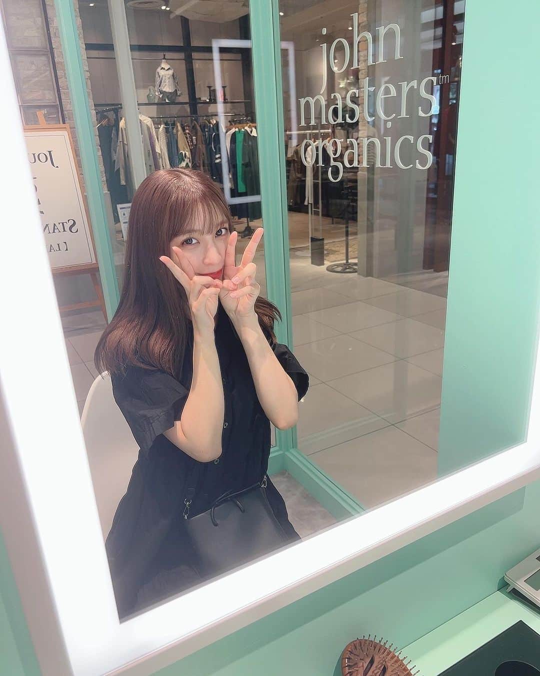 のインスタグラム：「. . ジョンマスターのブラシ みかんちゃんとおそろいでゲットした☺︎ . #johnmastersorganics #ジョンマスターオーガニック」