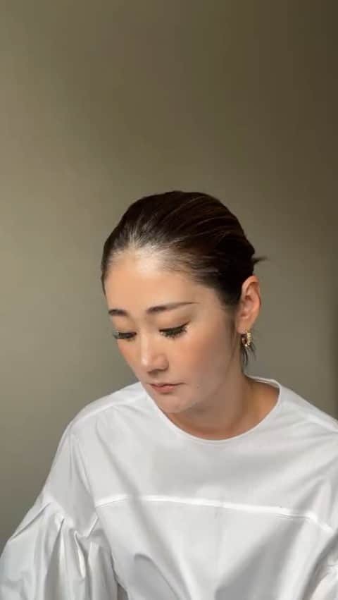 ジュジュのインスタグラム：「Instagramの神様に救われました✨  アーカイブからLive動画引っ張って来れたー🥹  普通に残すよりは大分画像ガビガビなんだけど(笑)、良かったら見て下さい🫶  earcuff×2 Arumi mini  order  9.5(mon)まで-  #LIVE #🎥 #あまりにもガビガビやからおしゃんフィルターも外してみた #でもやっぱり変わらずやった #なんかホンマすみません... #えーん🥲」