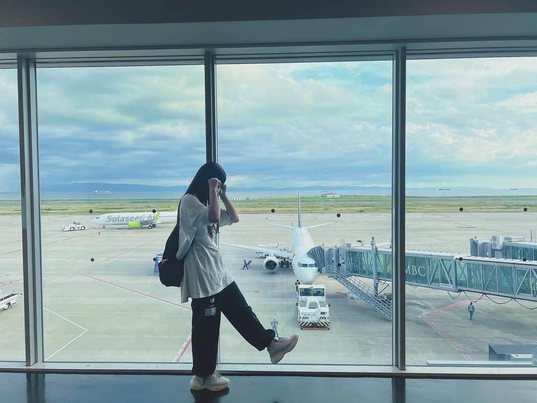 りりりさんのインスタグラム写真 - (りりりInstagram)「空飛んできます✈️」9月2日 17時38分 - ririri1116